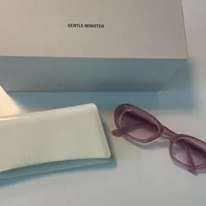 箱 ケース付Gentle Monster oval glass s-l400.jpg